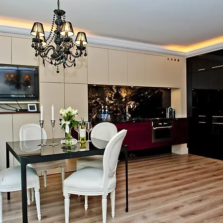 4 Zywioly Blueapart Apartment *